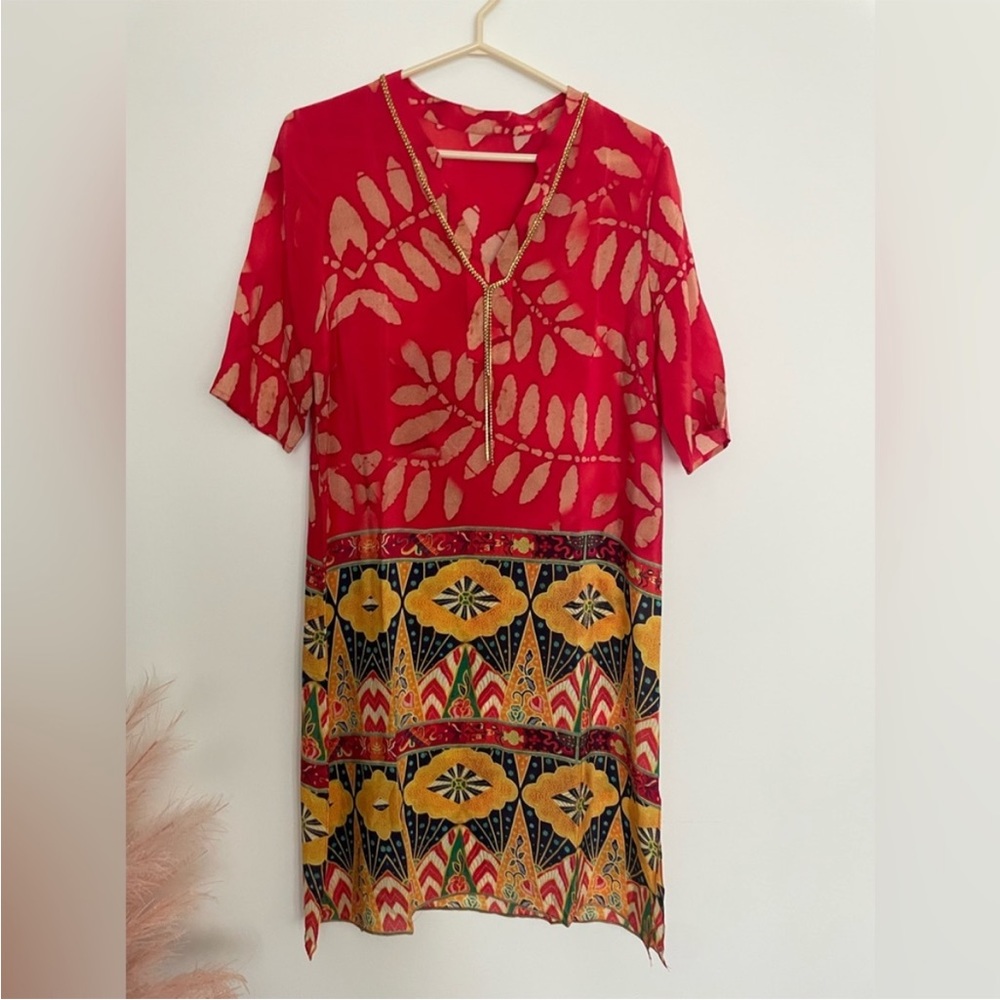 Tunic dress with rhinestones